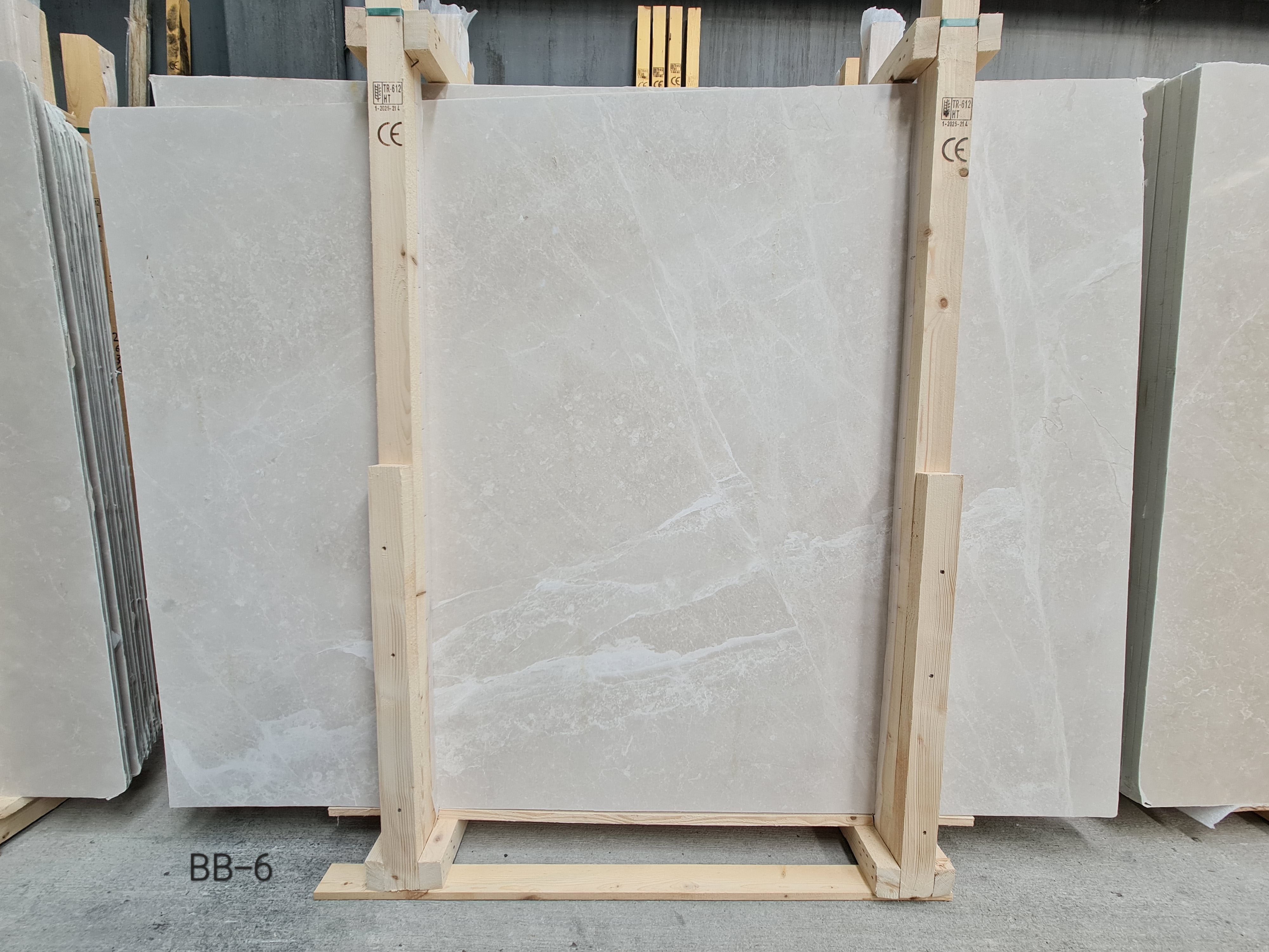Burdur Beige honed block 3