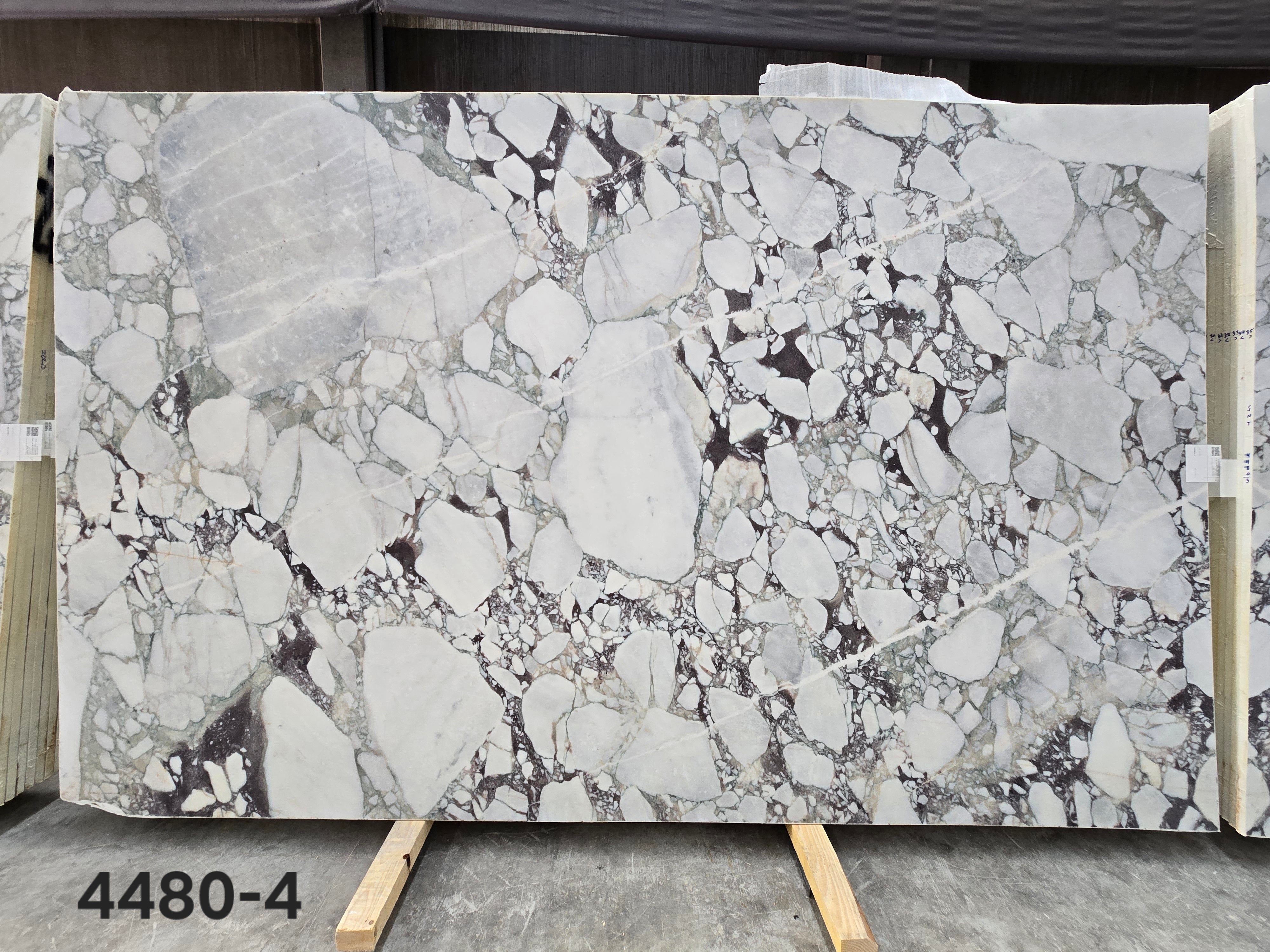 Calacatta Viola honed block 4