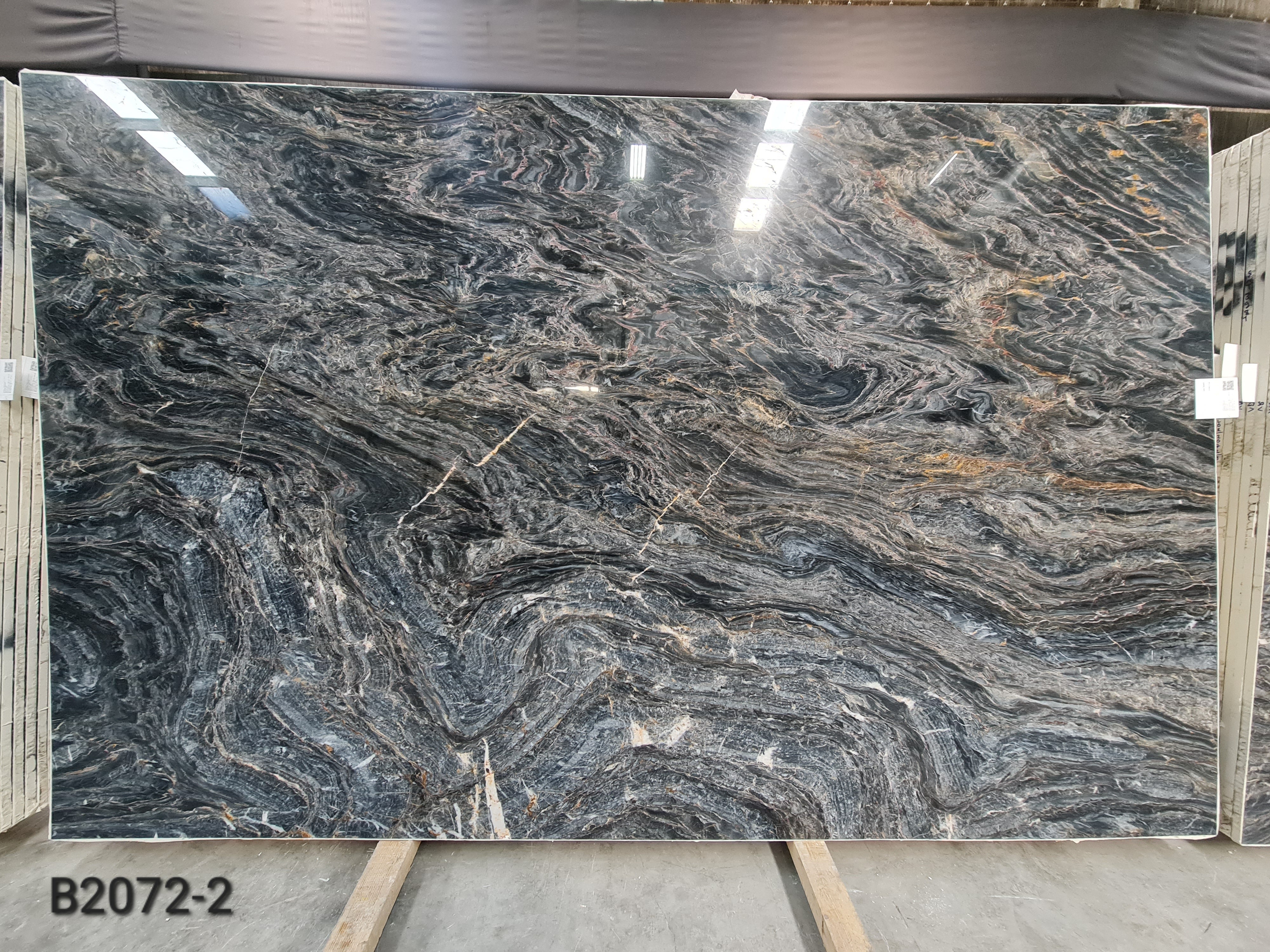 Fusion Black Polsihed natural slab