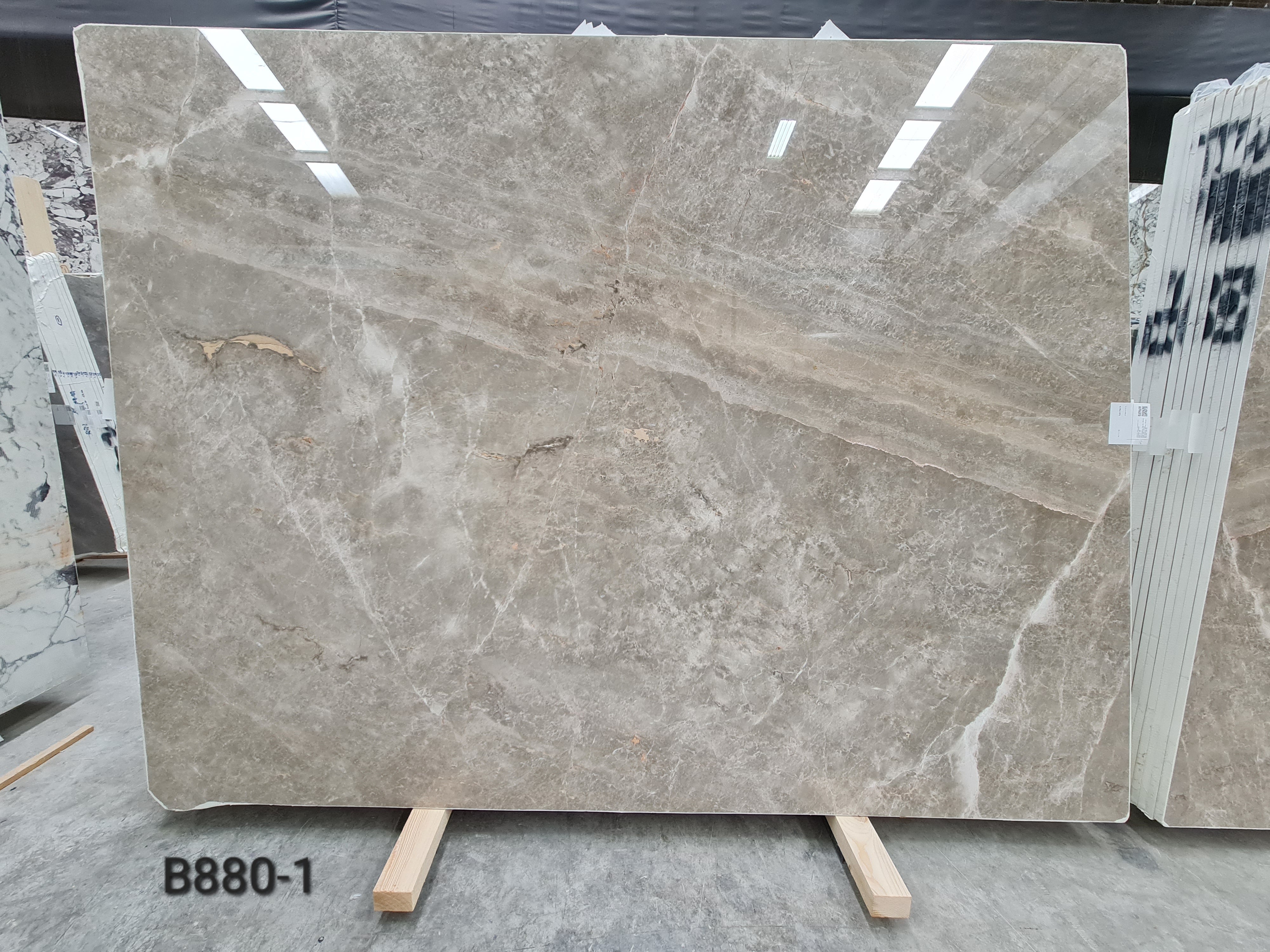 Karaman Grey polished block 3