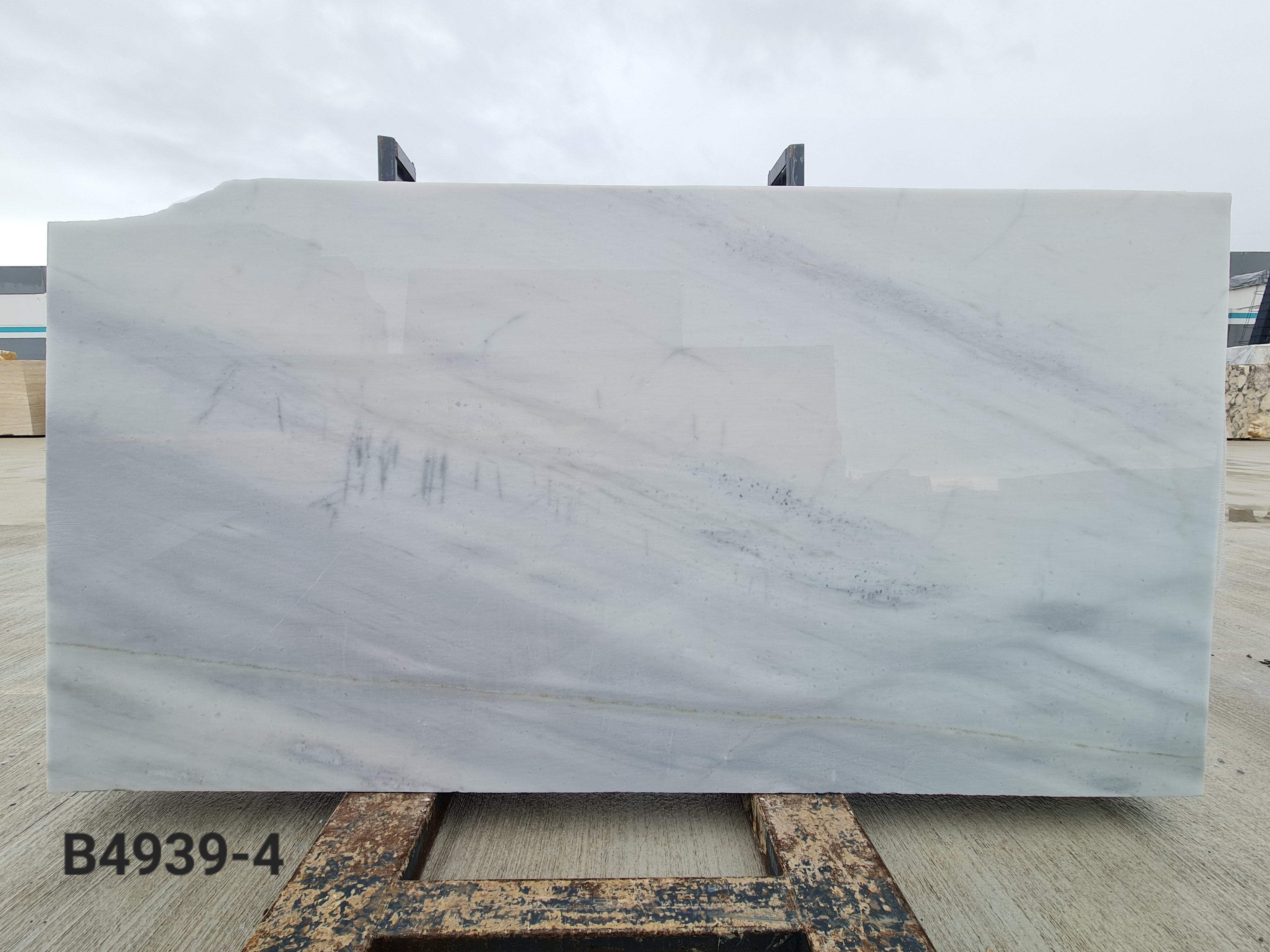 Kemalpasa White polished block 7