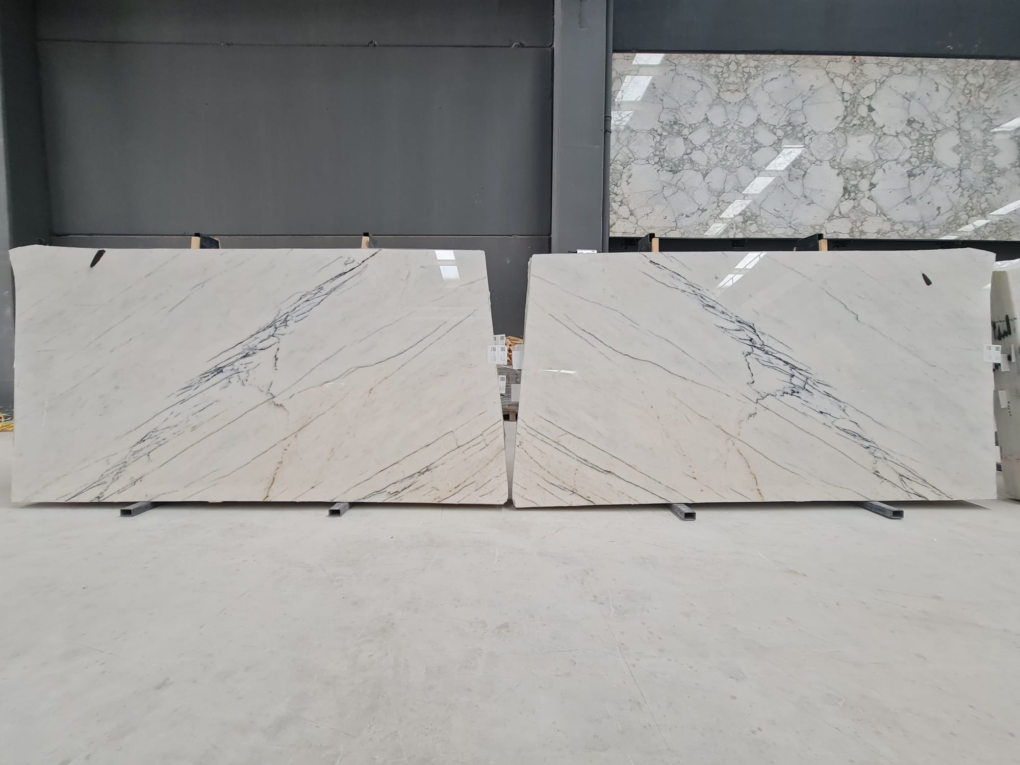 Lilac polished slab