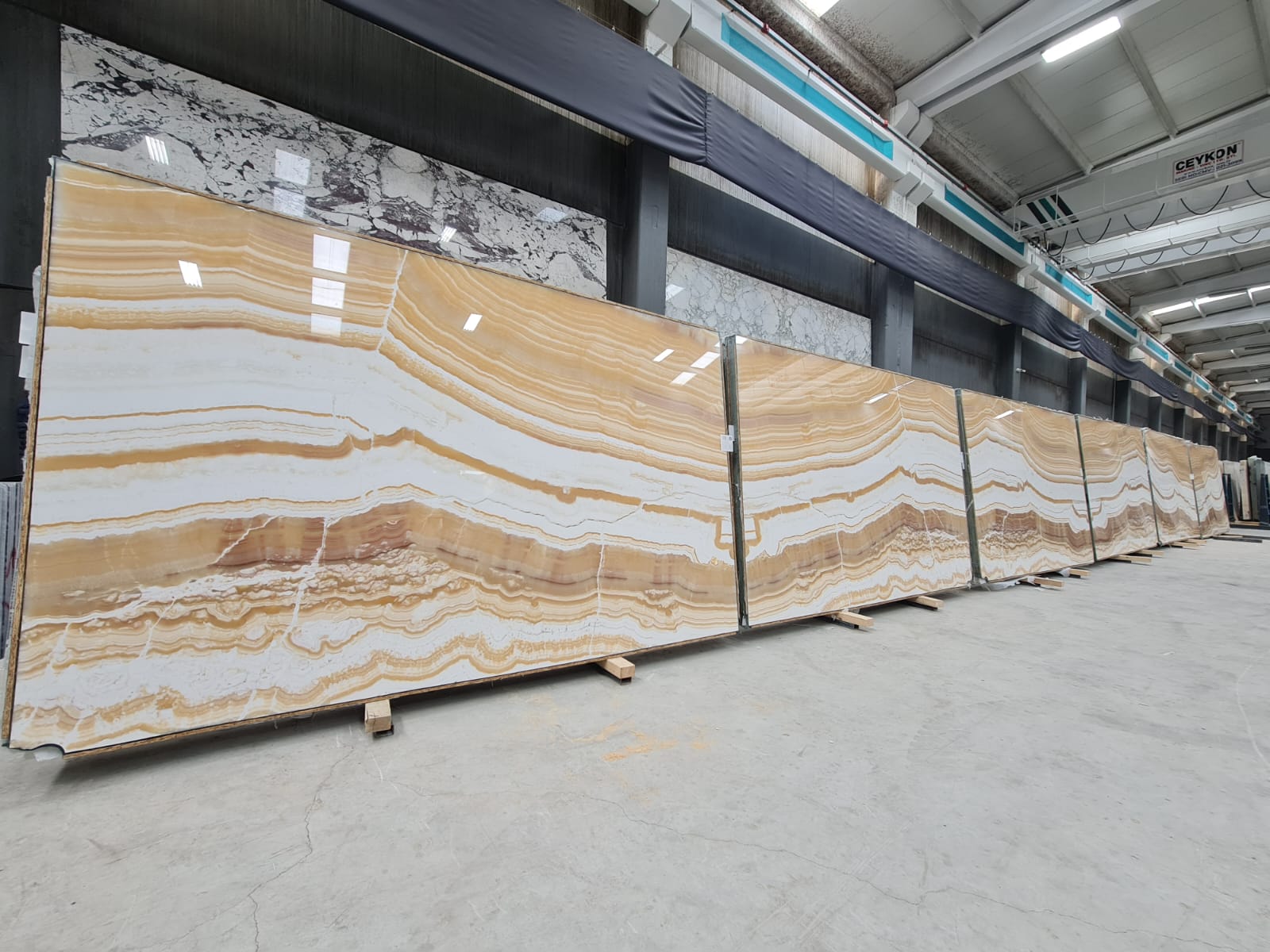 Mango Onyx polished slab