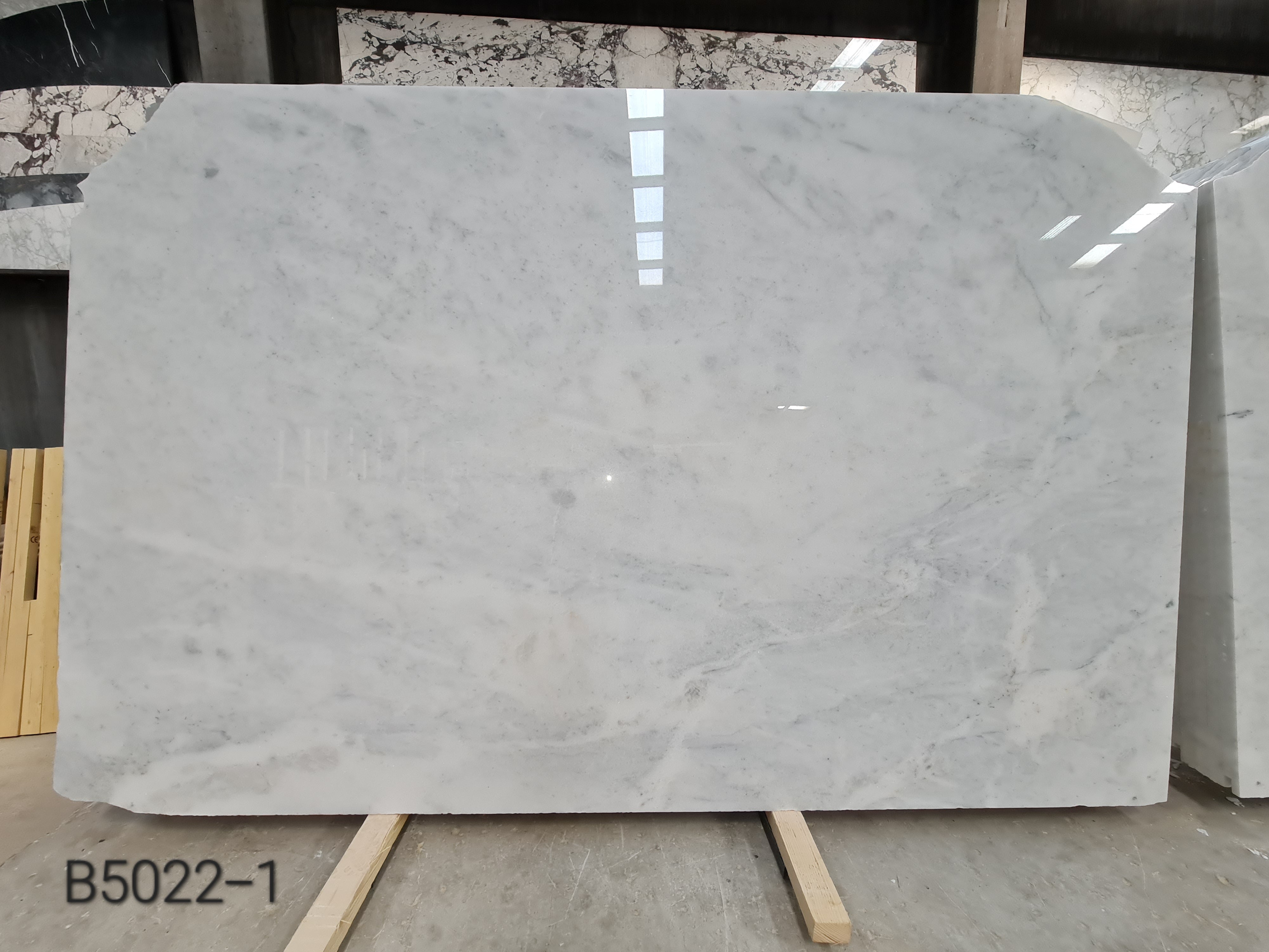 Mugla White polished block 3