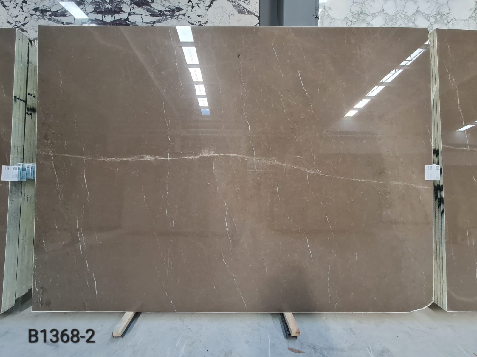 Olive Pearl polished slab