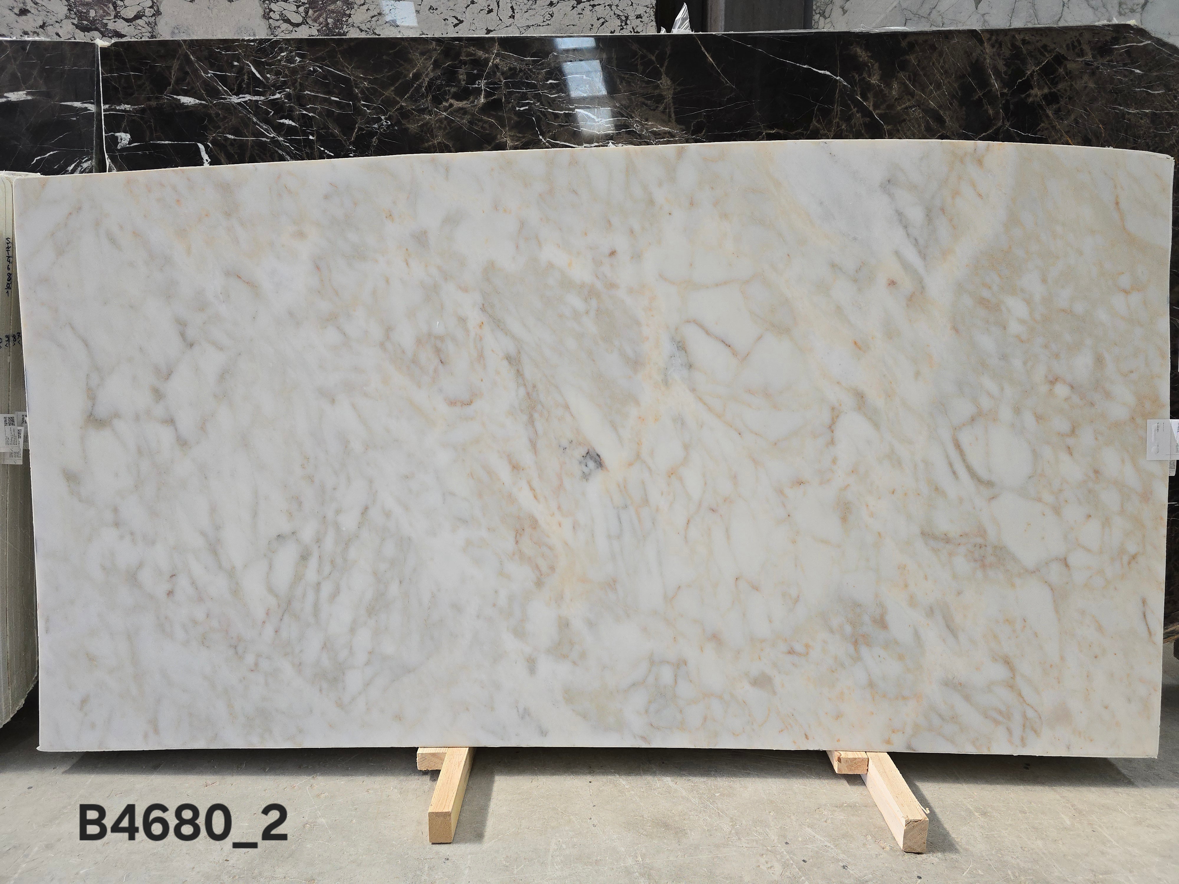 Afyon Gold Extra honed slab