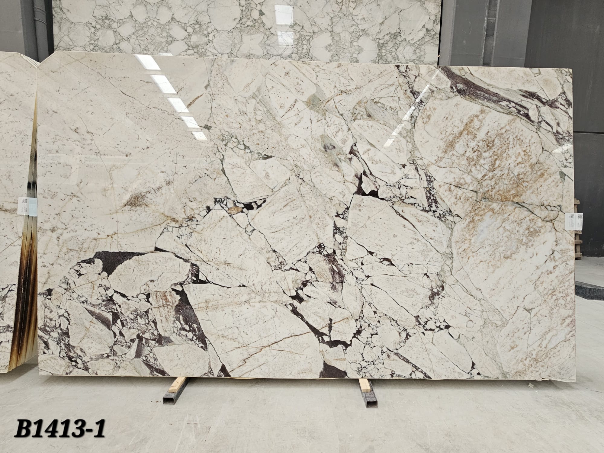 Calacatta Viola polished block 7