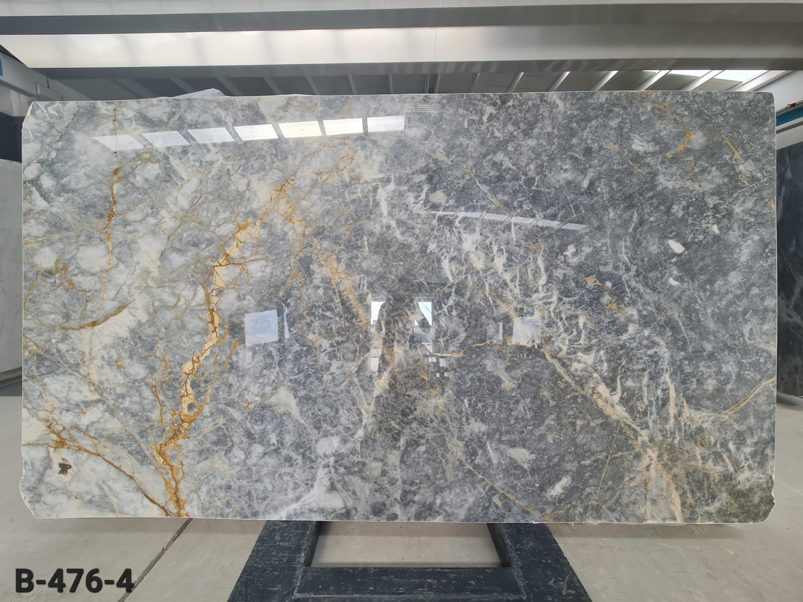 Grey Vernal polished block 2