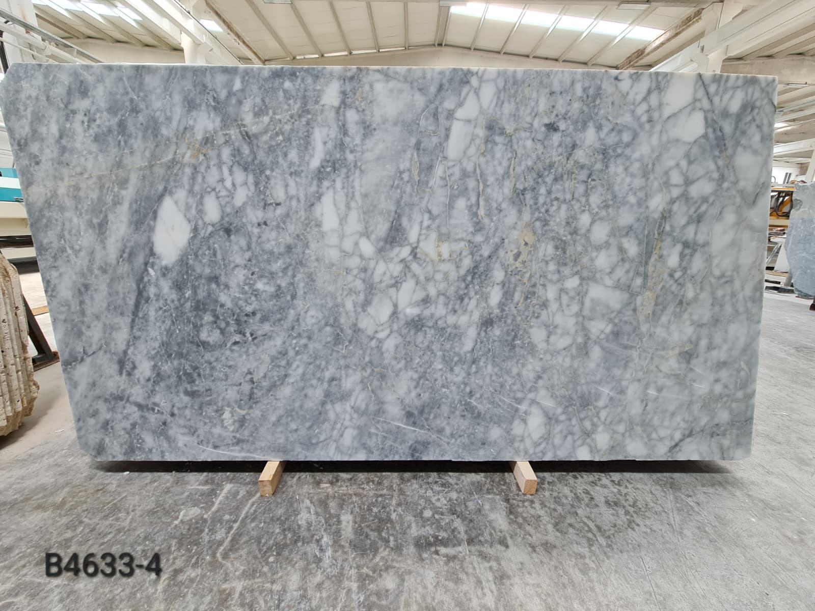 Grigio Venato Polished Slabs