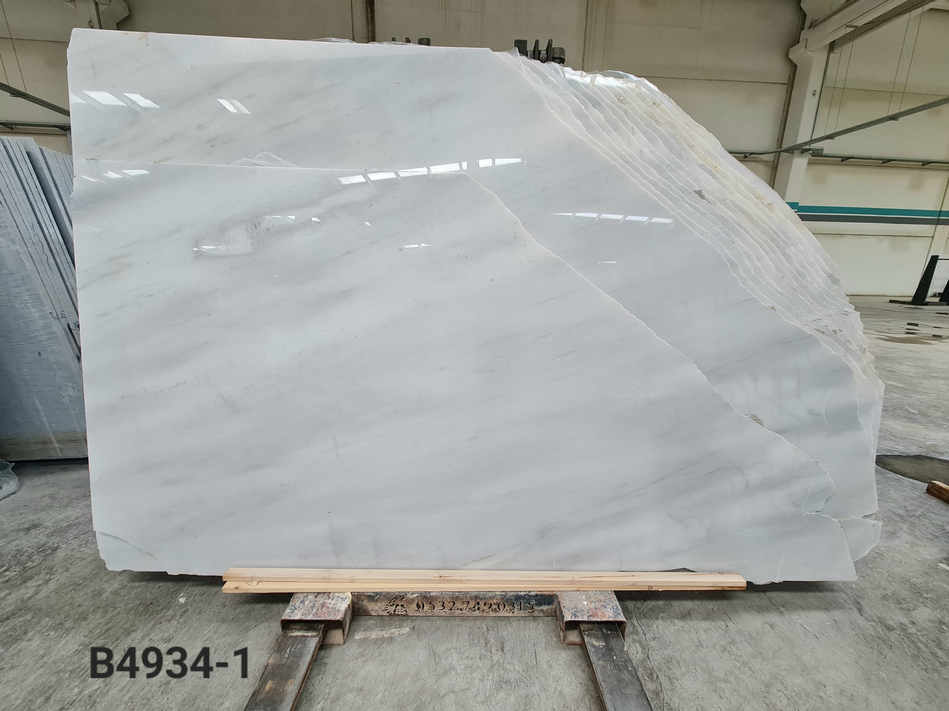 Kemalpasa White polished block 6