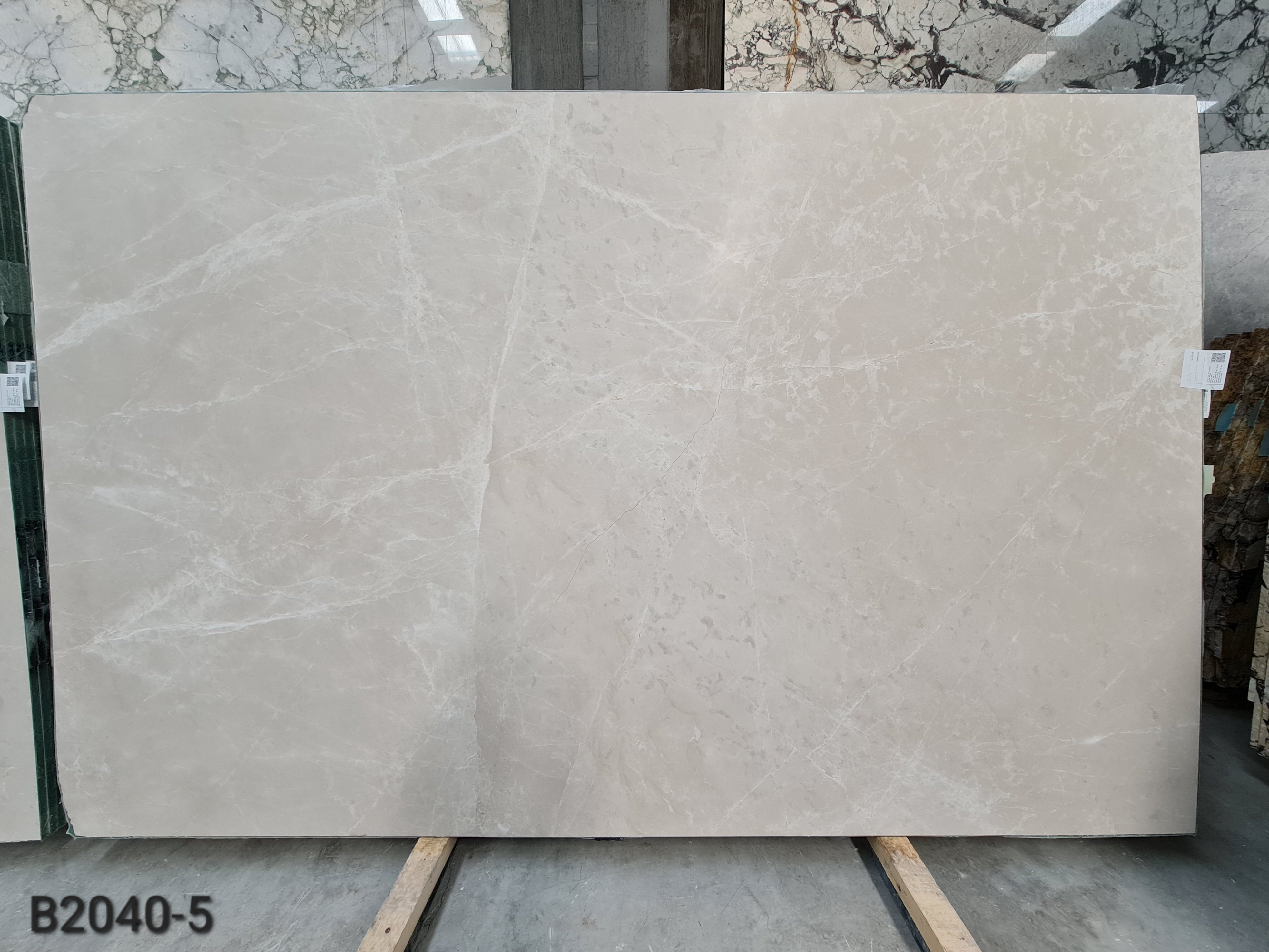 Moon Cream honed slab
