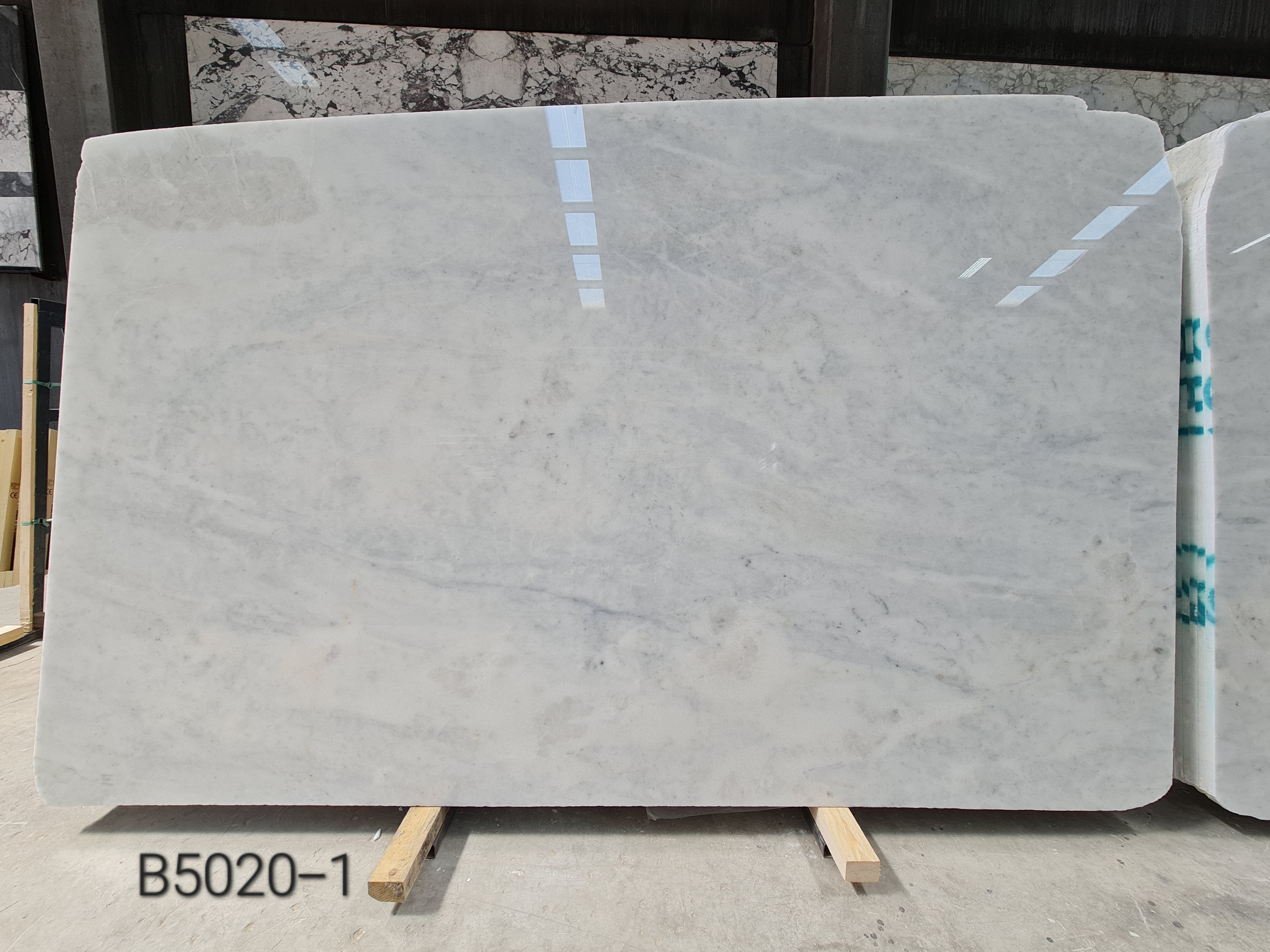 Mugla White polished block 2