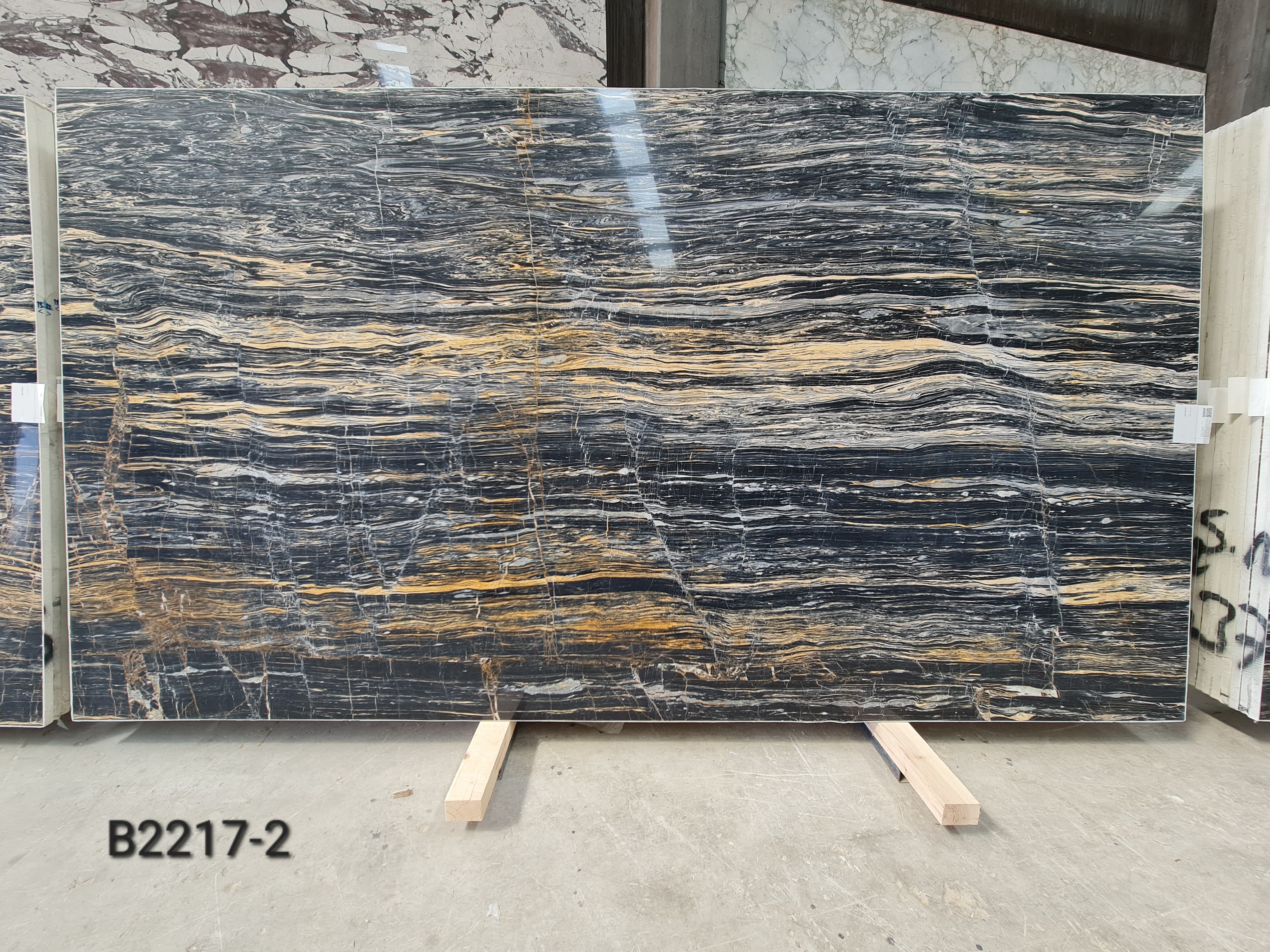 Nero Picasso polished slab