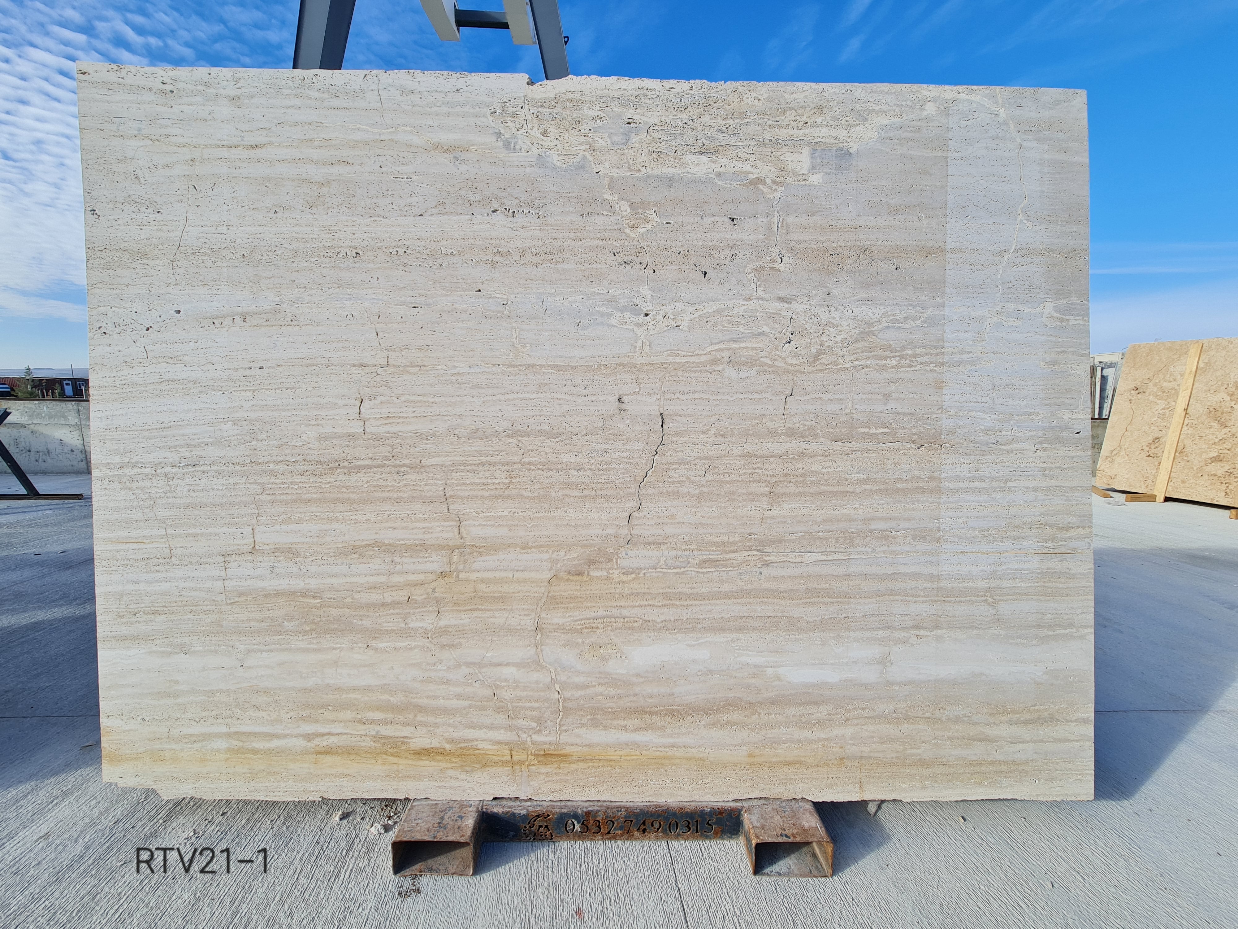 Riva Travertine Veincut Raw natural slab