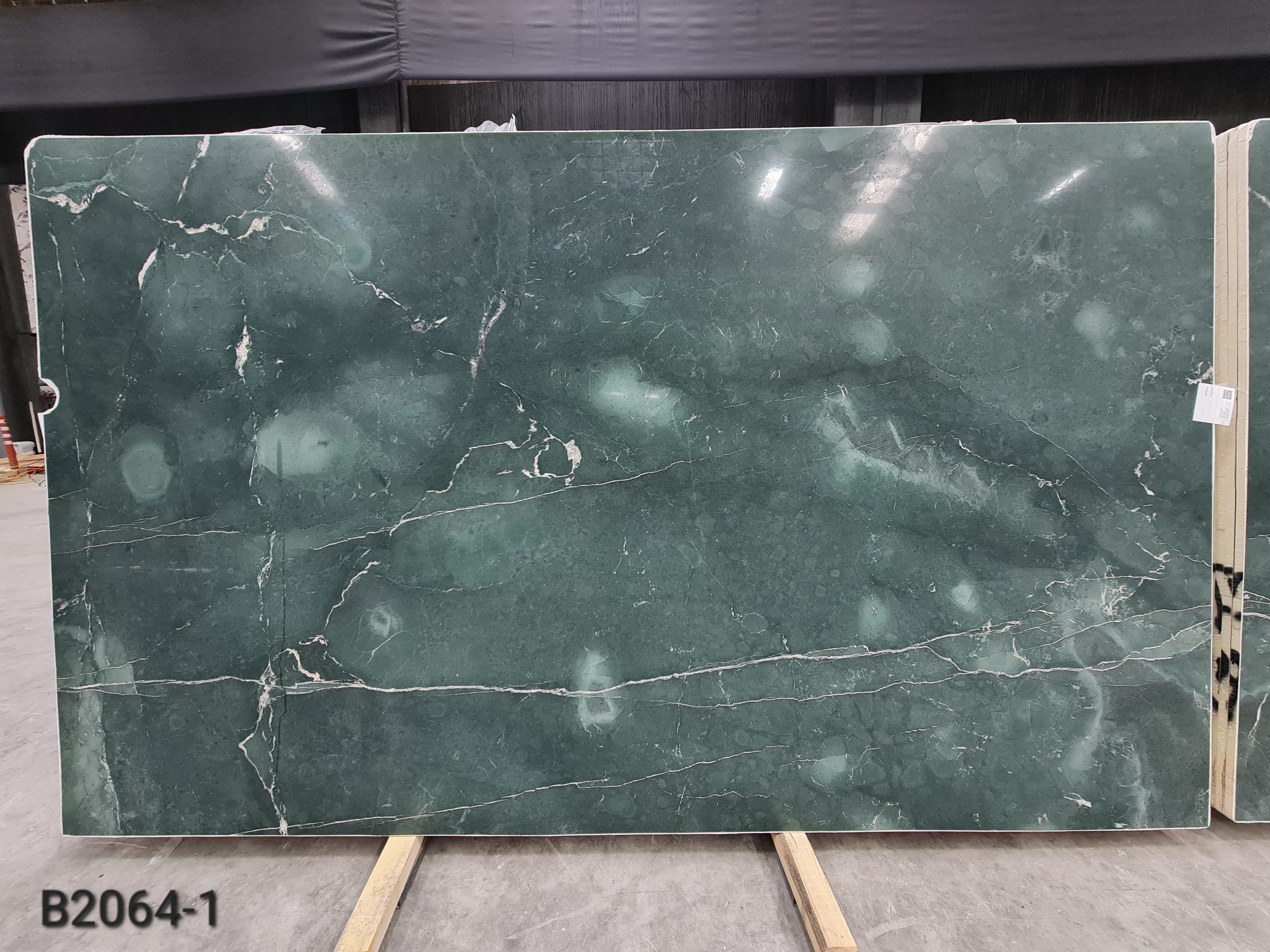 Verde Castama Polished Slabs